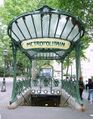 Entree metrostation.jpg